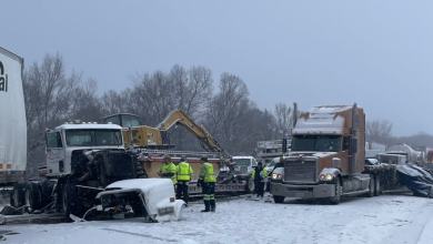 Snow, jackknifed semis snarl traffic around West Michigan Snow, jackknifed semis snarl traffic around West Michigan