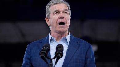 Outgoing North Carolina governor commutes 15 death row sentences Outgoing North Carolina governor commutes 15 death row sentences