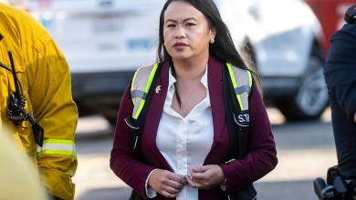 Former Oakland mayor, longtime partner indicted in alleged bribery scheme Former Oakland mayor, longtime partner indicted in alleged bribery scheme