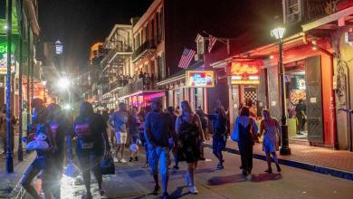 10 killed and 30 injured as truck crashes into New Orleans NYE crowd: Live updates 10 killed and 30 injured as truck crashes into New Orleans NYE crowd: Live updates