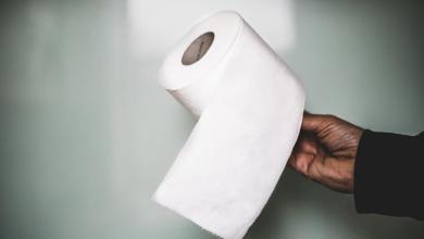 Doctors Are Sharing The 1 Bathroom Habit They Would Avoid At All Costs Doctors Are Sharing The 1 Bathroom Habit They Would Avoid At All Costs