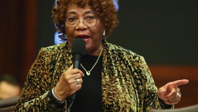 Florida state Sen. Geraldine Thompson dies at 76 after complications from knee replacement surgery Florida state Sen. Geraldine Thompson dies at 76 after complications from knee replacement surgery