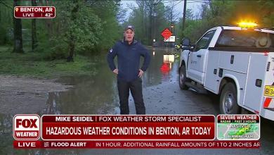 Benton, Arkansas, surrounded by floodwaters after Saline River crests at highest level since 2009 Benton, Arkansas, surrounded by floodwaters after Saline River crests at highest level since 2009