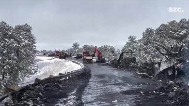 Vehicle pileup on I-40 near Williams kills 2 as winter storm delays emergency response Vehicle pileup on I-40 near Williams kills 2 as winter storm delays emergency response