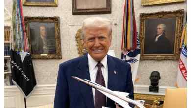 People Zoomed Into This Picture Of Donald Trump And Found A, Uhh, Scary Surprise People Zoomed Into This Picture Of Donald Trump And Found A, Uhh, Scary Surprise