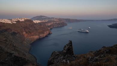 Emergency crews deployed on Santorini as an earthquake swarm worries Greek experts Emergency crews deployed on Santorini as an earthquake swarm worries Greek experts