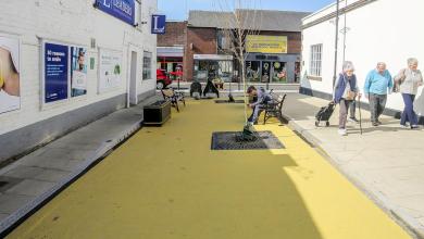 Residents slam bright yellow ‘custard corner’ painted in historic market town Residents slam bright yellow ‘custard corner’ painted in historic market town