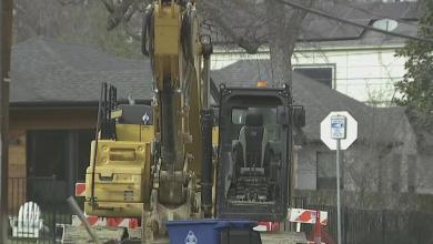 Gallons of sewage backs up into Austin family’s home due to construction mishap Gallons of sewage backs up into Austin family’s home due to construction mishap