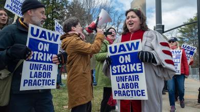 Wellesley College non-tenured instructors went on strike March 27. What they want Wellesley College non-tenured instructors went on strike March 27. What they want