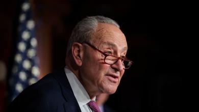 Schumer suggests Senate Democrats will collaborate with Republicans to avoid government shutdown Schumer suggests Senate Democrats will collaborate with Republicans to avoid government shutdown