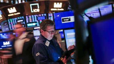 Dow sinks nearly 900 points as recession fears grow Dow sinks nearly 900 points as recession fears grow