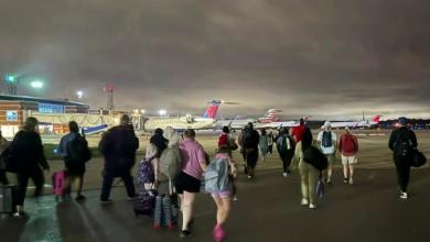 Nearly 300 passengers stuck on planes overnight Nearly 300 passengers stuck on planes overnight