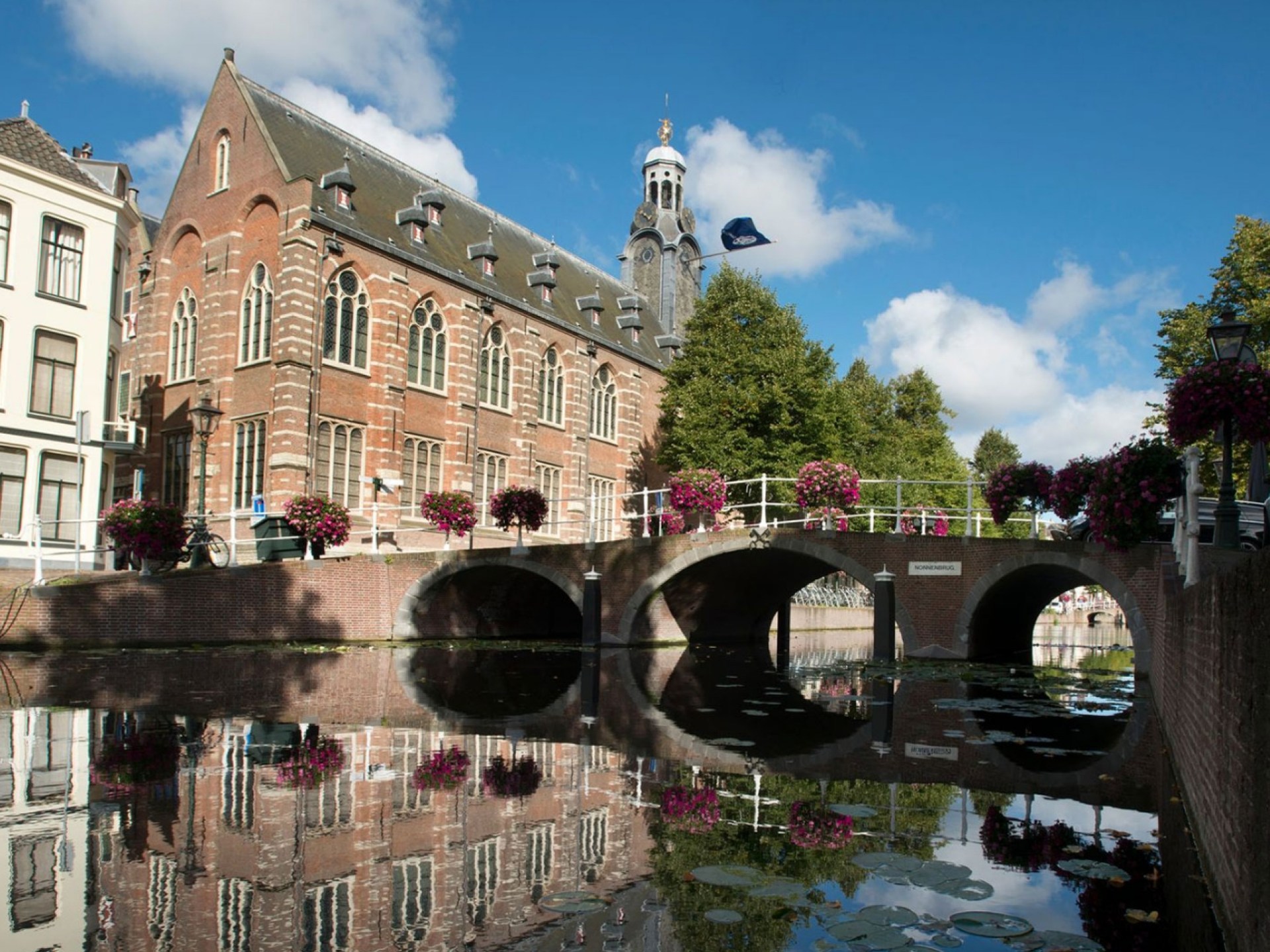 Leiden University campus showcasing beautiful architecture and greenery in Leiden, Netherlands. Leiden University campus showcasing beautiful architecture and greenery in Leiden, Netherlands.