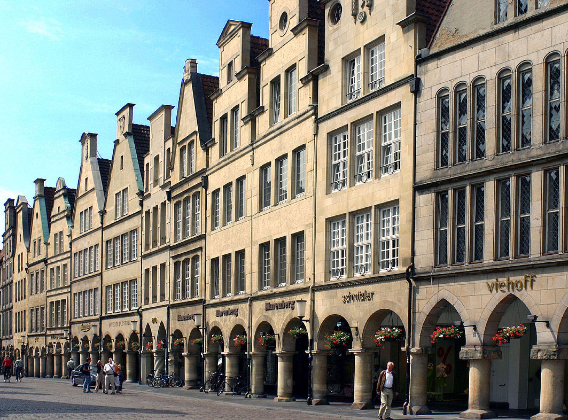 The Prinzipalmarkt in Munster showcasing historic architecture and vibrant market activity in the heart of the city. The Prinzipalmarkt in Munster showcasing historic architecture and vibrant market activity in the heart of the city.