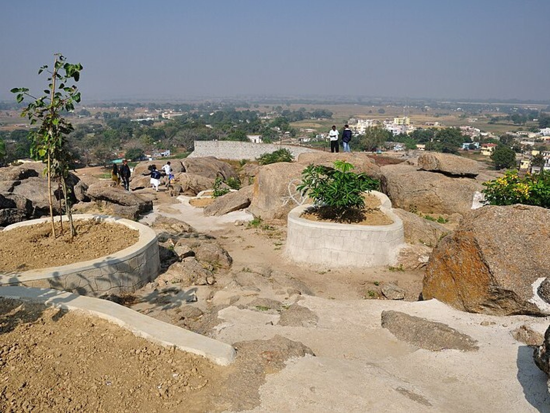 Scenic view of Gonda Hill in Ranchi, showcasing lush greenery and hills near Raipur. Scenic view of Gonda Hill in Ranchi, showcasing lush greenery and hills near Raipur.