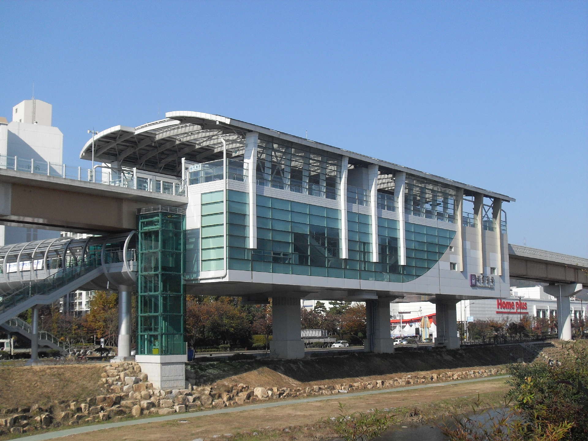 Image of the Gimhae National Museum Station, showcasing modern architecture and access to cultural attractions in Gimhae, South Korea. Image of the Gimhae National Museum Station, showcasing modern architecture and access to cultural attractions in Gimhae, South Korea.