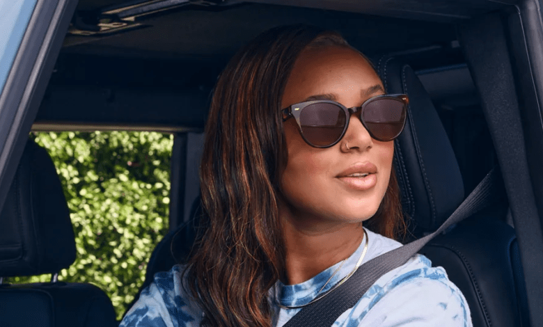 Amazon reportedly wants drivers to wear AR glasses to function properly until robots take over Amazon reportedly wants drivers to wear AR glasses to function properly until robots take over