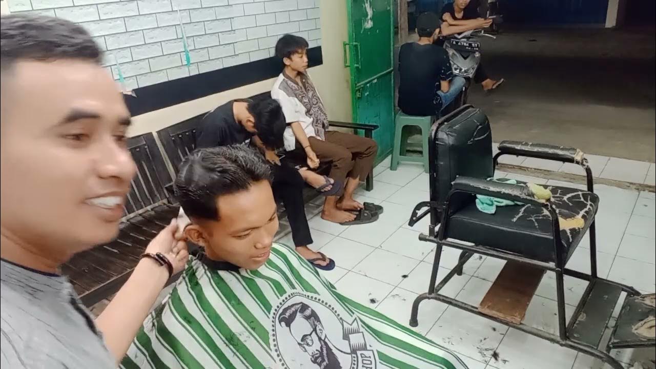 Foto Acak-acakan Model Foto Acak-acakan Model