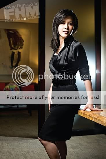 Foto Model Seksi Grace Natalie Foto Model Seksi Grace Natalie