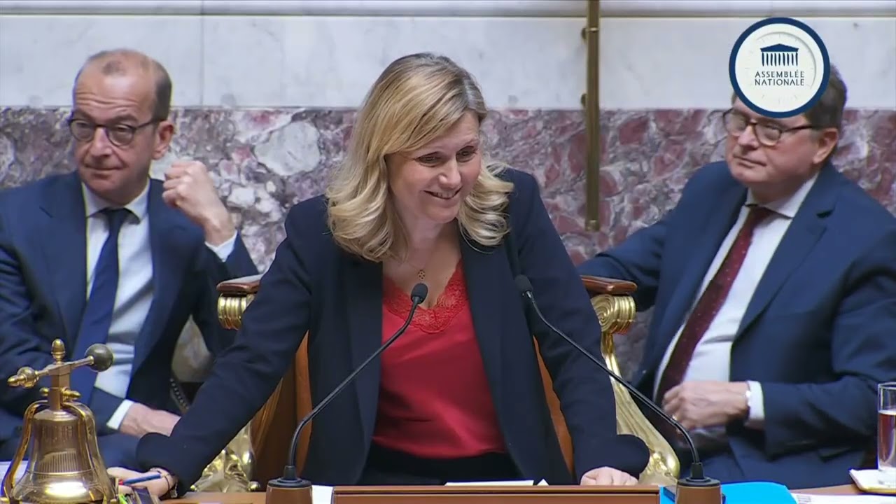 La ministre Élisabeth Borne, invitée de Questions politiques La ministre Élisabeth Borne, invitée de Questions politiques