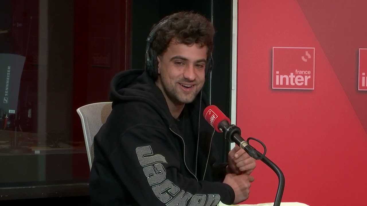 Coucou Mamie, moi j’ai le droit de mettre un bonnet trop court – La drôle d’humeur de Tom Baldetti Coucou Mamie, moi j’ai le droit de mettre un bonnet trop court – La drôle d’humeur de Tom Baldetti