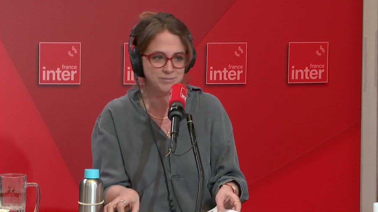 Qui a eu cette idée folle un jour de sniffer de la colle – La Drôle d’Humeur de Julie Conti Qui a eu cette idée folle un jour de sniffer de la colle – La Drôle d’Humeur de Julie Conti