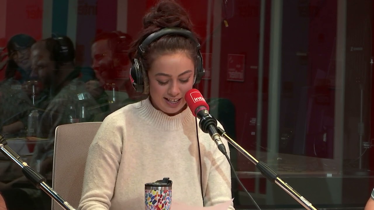 Je fête jamais Noël – La drôle d’humeur d’Emma Bojan Je fête jamais Noël – La drôle d’humeur d’Emma Bojan