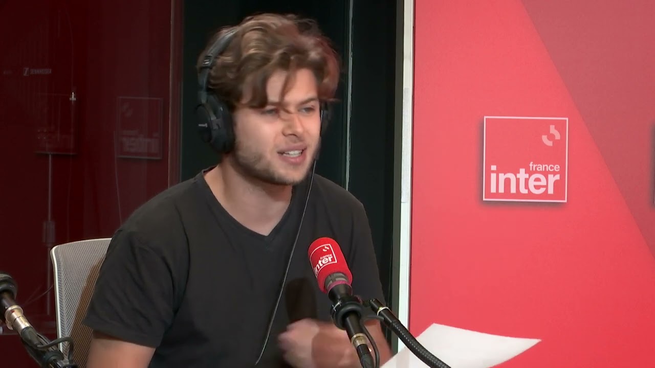 Le défilé des Bleus – La drôle d’humeur de Bruno Peki Le défilé des Bleus – La drôle d’humeur de Bruno Peki