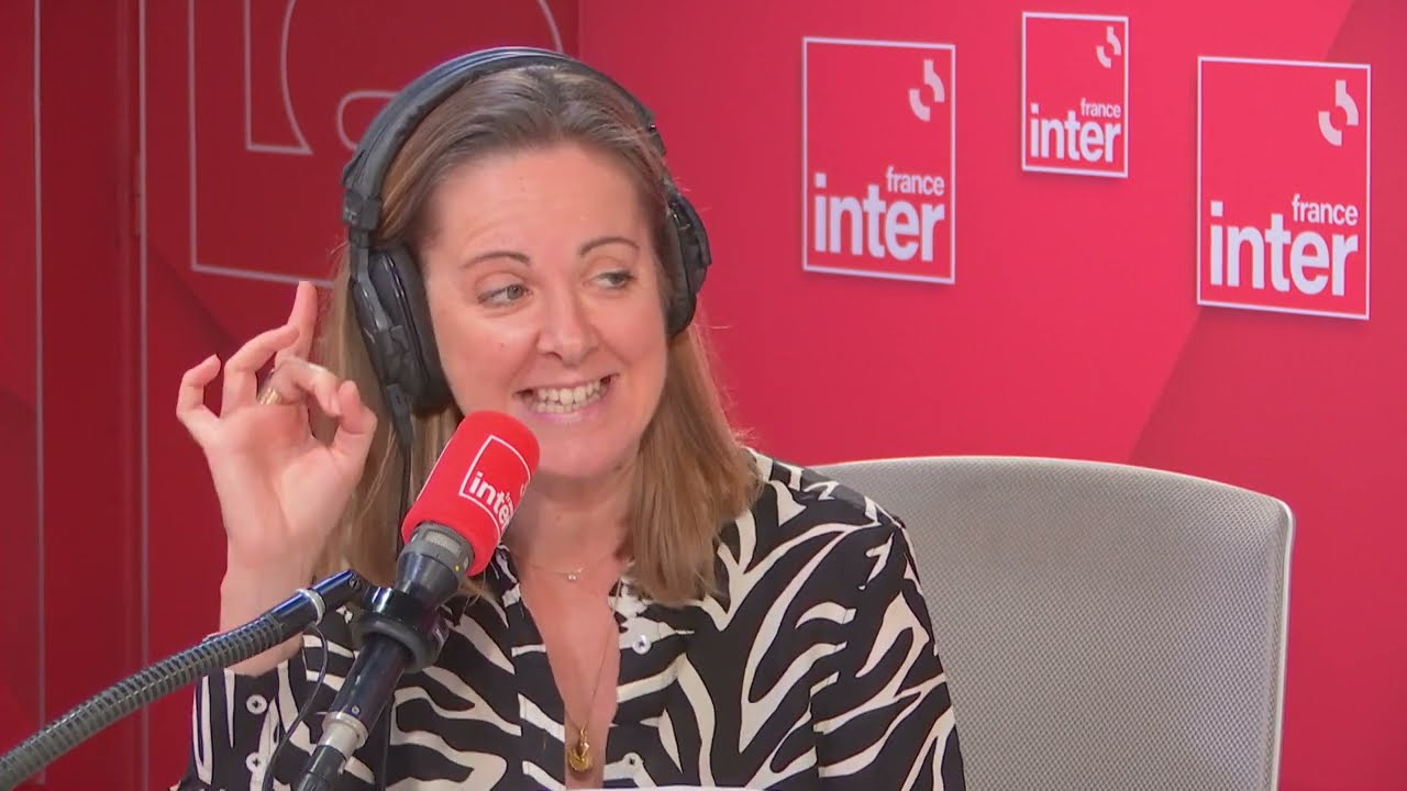 Et le prix du livre censuré est attribué à… Charline explose les faits Et le prix du livre censuré est attribué à… Charline explose les faits