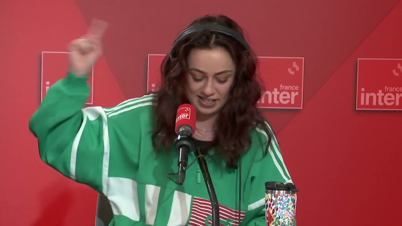 Je bois en journée – La drôle d’humeur d’Emma Bojan Je bois en journée – La drôle d’humeur d’Emma Bojan