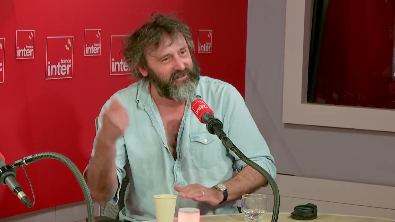 Quentin Dupieux : « Je garde une petite fenêtre d’espoir » au sujet des réseaux sociaux Quentin Dupieux : « Je garde une petite fenêtre d’espoir » au sujet des réseaux sociaux