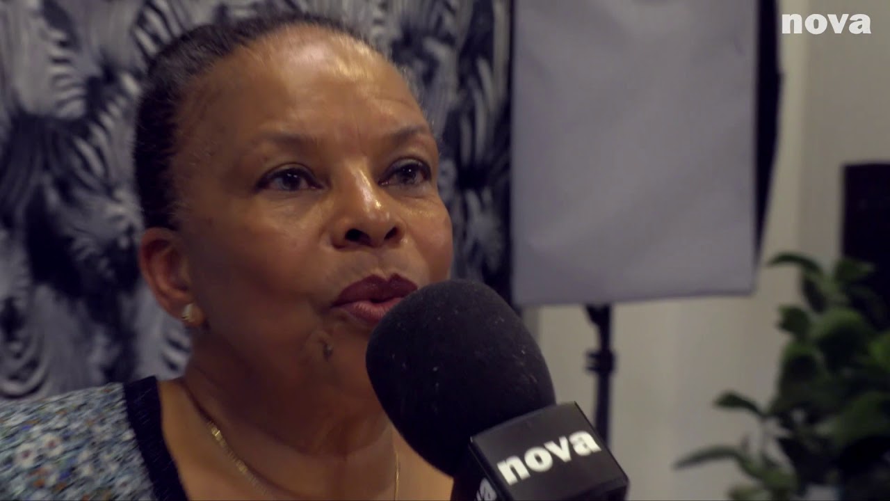 Christiane Taubira dans la Nova Book Box Christiane Taubira dans la Nova Book Box