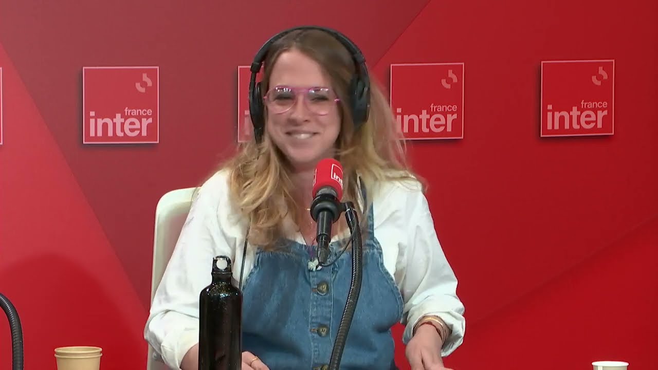 Méribel en franglish – La Drôle d’Humeur de Julie Conti Méribel en franglish – La Drôle d’Humeur de Julie Conti