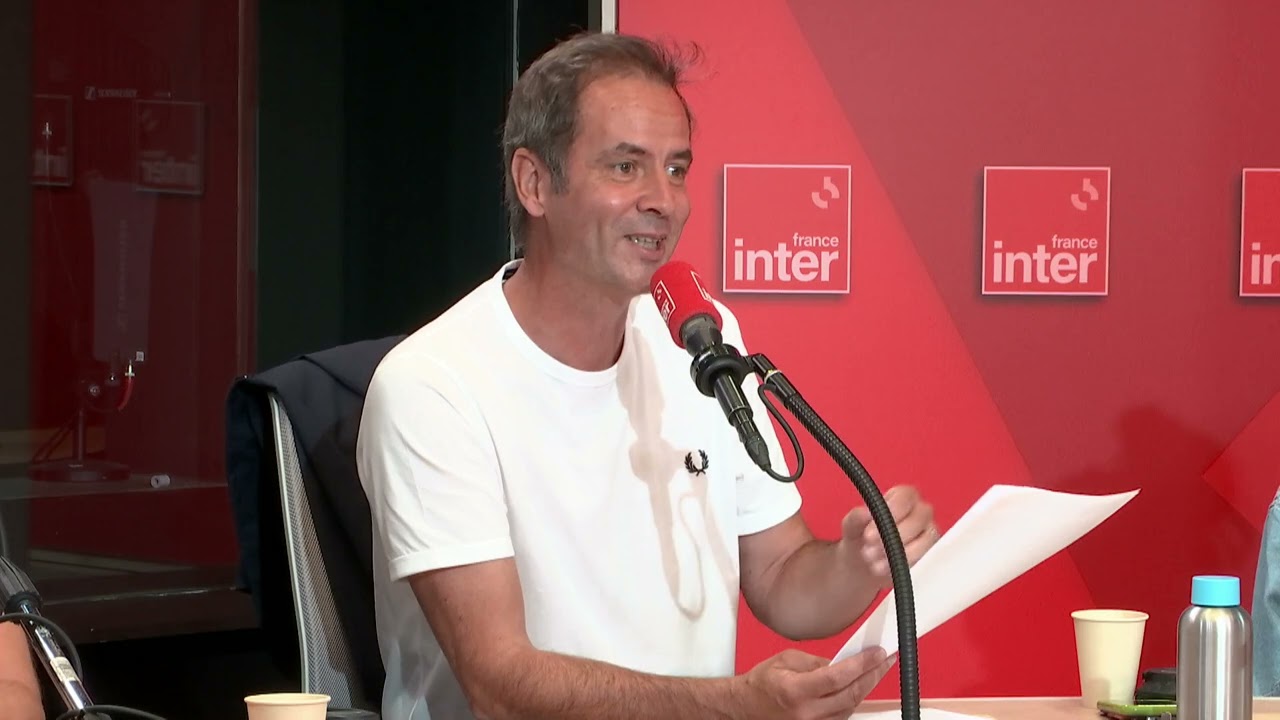 Mariée à 9 ans entre Donald et Mickey – Tanguy Pastureau maltraite l’info Mariée à 9 ans entre Donald et Mickey – Tanguy Pastureau maltraite l’info