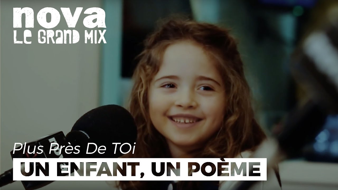 Plume dans Un Enfant, un Poème | Plus Près De Toi Plume dans Un Enfant, un Poème | Plus Près De Toi
