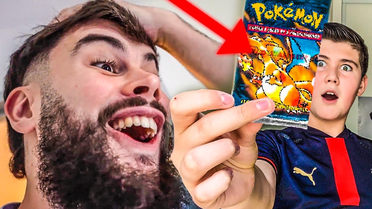 MON FRERE M’OFFRE LE BOOSTER POKEMON LE PLUS RARE ! MON FRERE M’OFFRE LE BOOSTER POKEMON LE PLUS RARE !