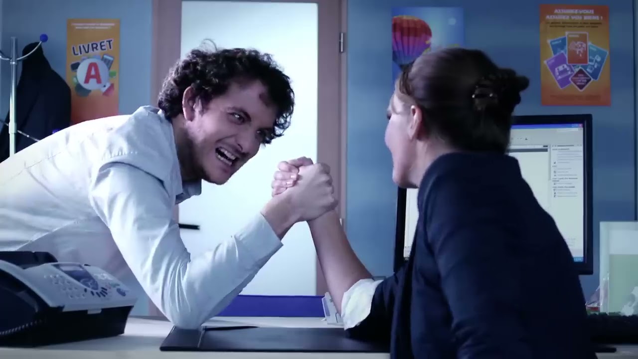 Quand on est à la banque – Palmashow Quand on est à la banque – Palmashow