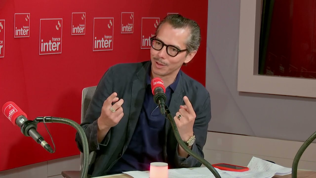 “La télévision a-t-elle encore un avenir ?” “La télévision a-t-elle encore un avenir ?”