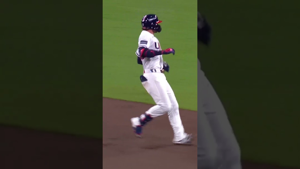 Team Mexico pull off a perfect relay to cut down the runner at home! #WorldBaseballClassic Team Mexico pull off a perfect relay to cut down the runner at home! #WorldBaseballClassic