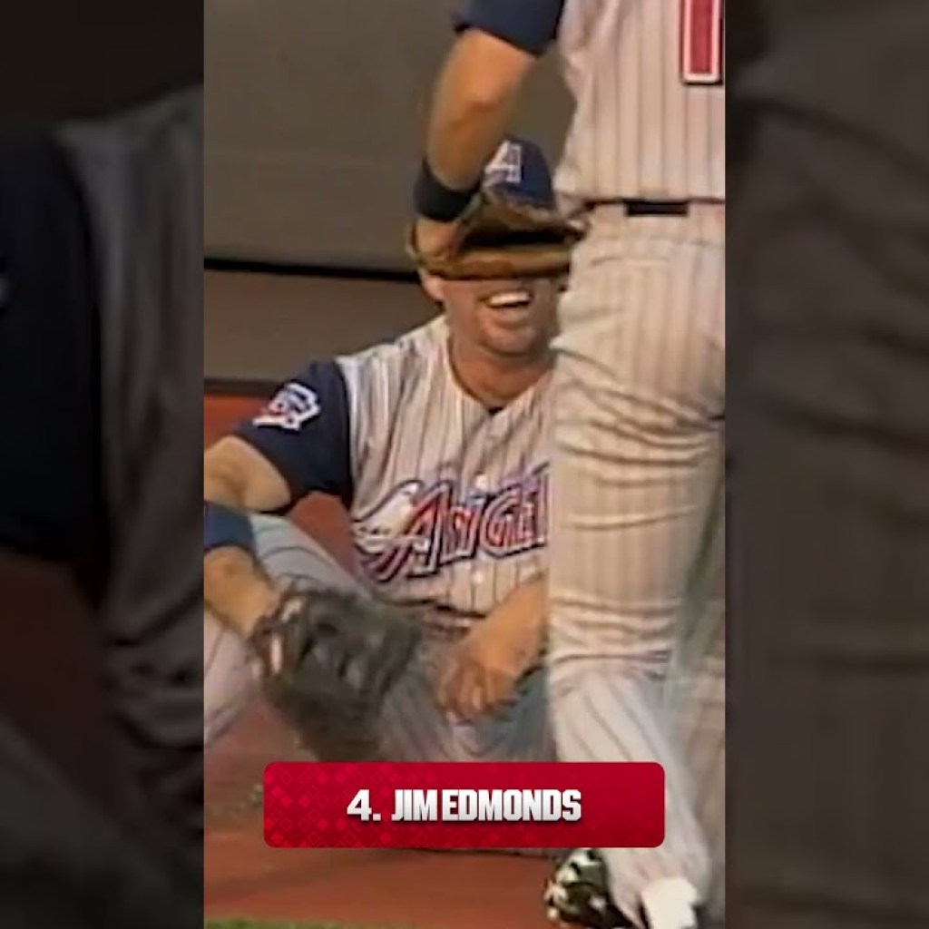 The GREATEST defensive outfielders in MLB history (feat. Ichiro, Griffey, and more!) The GREATEST defensive outfielders in MLB history (feat. Ichiro, Griffey, and more!)