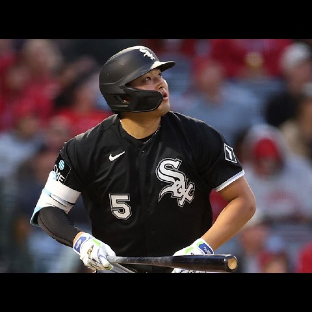 Munetaka Murakami keeps CRUSHING! (3 hits, 2 XBH, 1 HR, 1 BB)! Munetaka Murakami keeps CRUSHING! (3 hits, 2 XBH, 1 HR, 1 BB)!