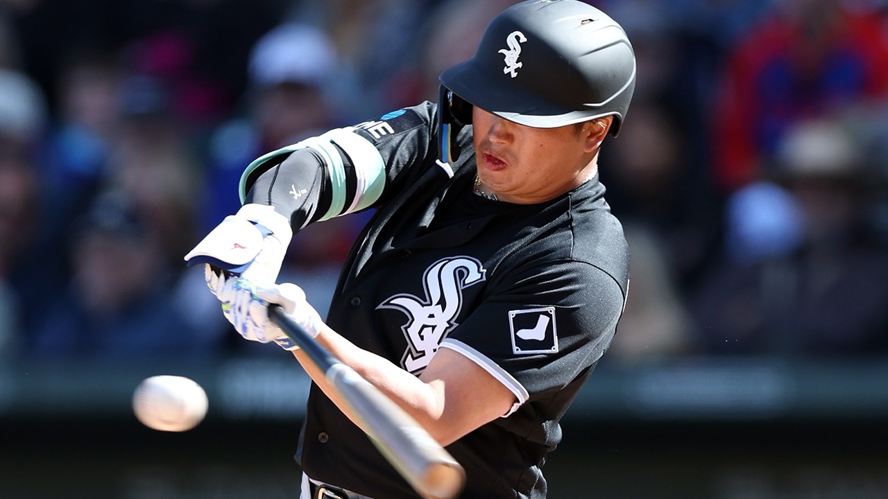 White Sox Munetaka Murakami big Spring debut! 2 hits, 2 RBIs, almost hits a homer! | MLB Highlights White Sox Munetaka Murakami big Spring debut! 2 hits, 2 RBIs, almost hits a homer! | MLB Highlights