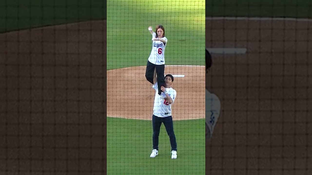 Next level first pitch! Olympians Riku Miura & Ryuichi Kihara threw the first pitch for Dodgers! Next level first pitch! Olympians Riku Miura & Ryuichi Kihara threw the first pitch for Dodgers!