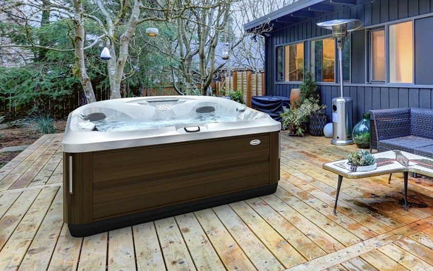 Great Reasons of Having Wood Burning Hot Tub Great Reasons of Having Wood Burning Hot Tub