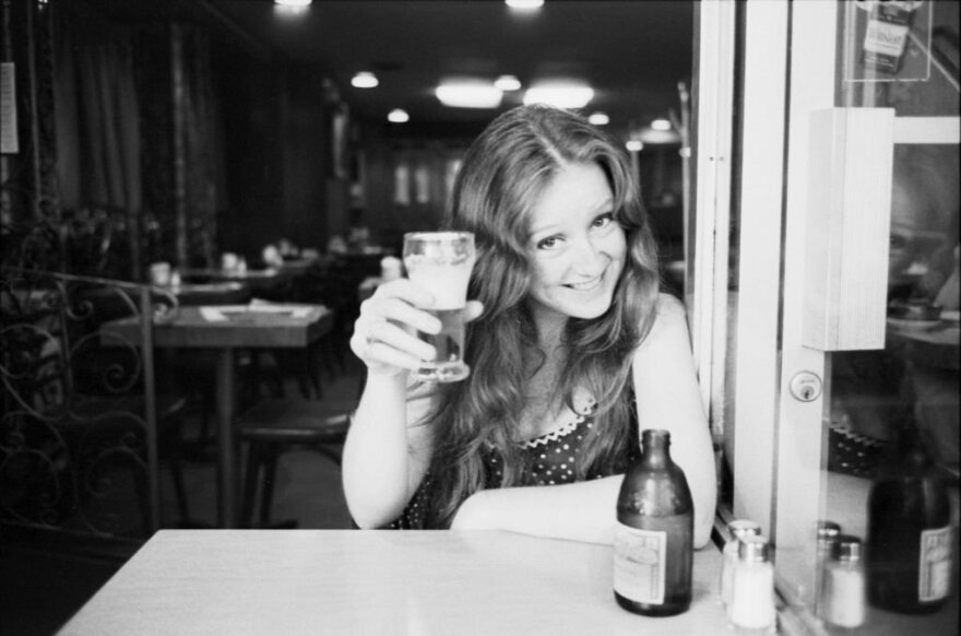 Bonnie Raitt: You’ll go crazy if the blues get you down Bonnie Raitt: You’ll go crazy if the blues get you down