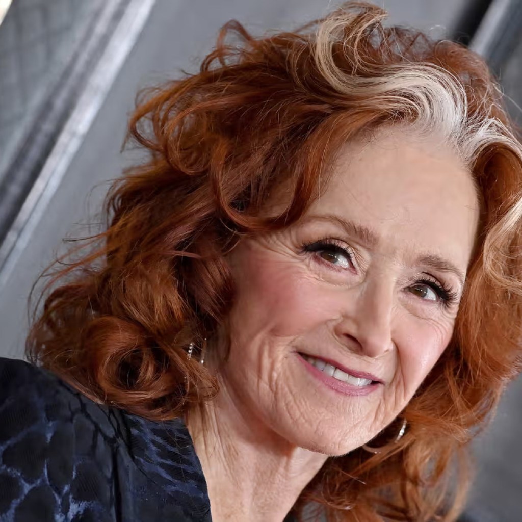 Bonnie Raitt on What She Thinks of That Charli XCX Sample Bonnie Raitt on What She Thinks of That Charli XCX Sample