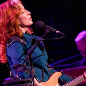 Bonnie Raitt on the Power of Live Bonnie Raitt on the Power of Live