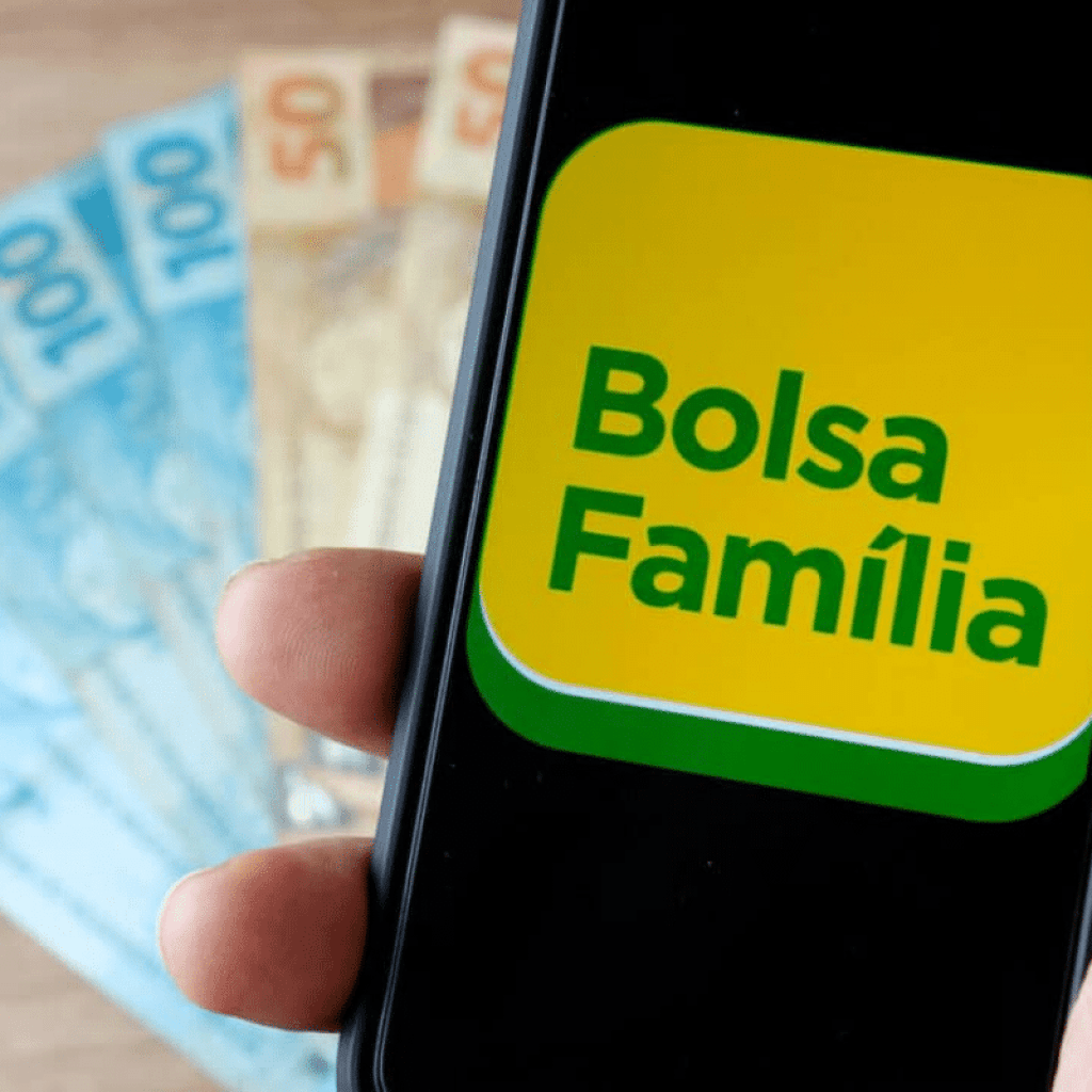 Empréstimo do Bolsa Família está disponível e beneficiários pulam de alegria Empréstimo do Bolsa Família está disponível e beneficiários pulam de alegria
