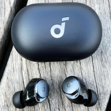 Top 10 Wireless Earbuds for Crystal Clear Sound in 2025 Top 10 Wireless Earbuds for Crystal Clear Sound in 2025