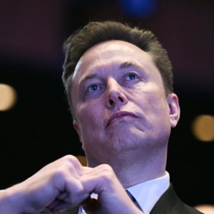 Elon Musk Unprecedented Offer: Paying TSA Salaries Amid Trump Budget Threats Elon Musk Unprecedented Offer: Paying TSA Salaries Amid Trump Budget Threats